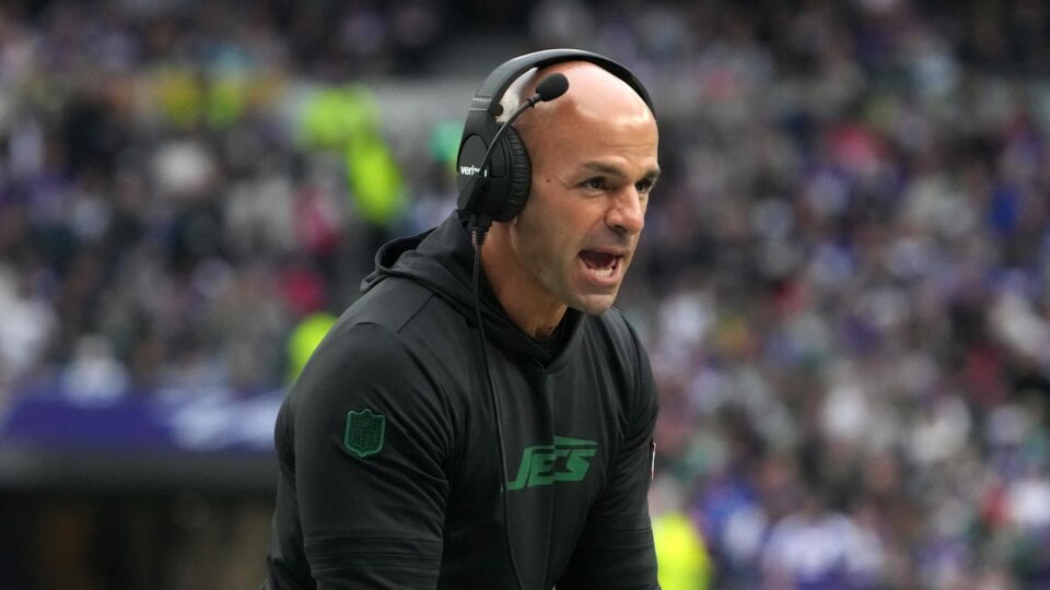 Recently Fired Jets Coach Robert Saleh Flirts with NFC Contender