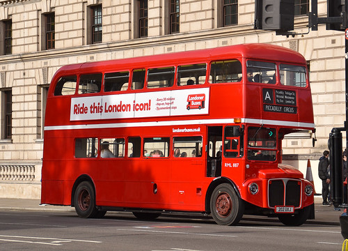 Londoner Buses RML887 - 202 UXJ