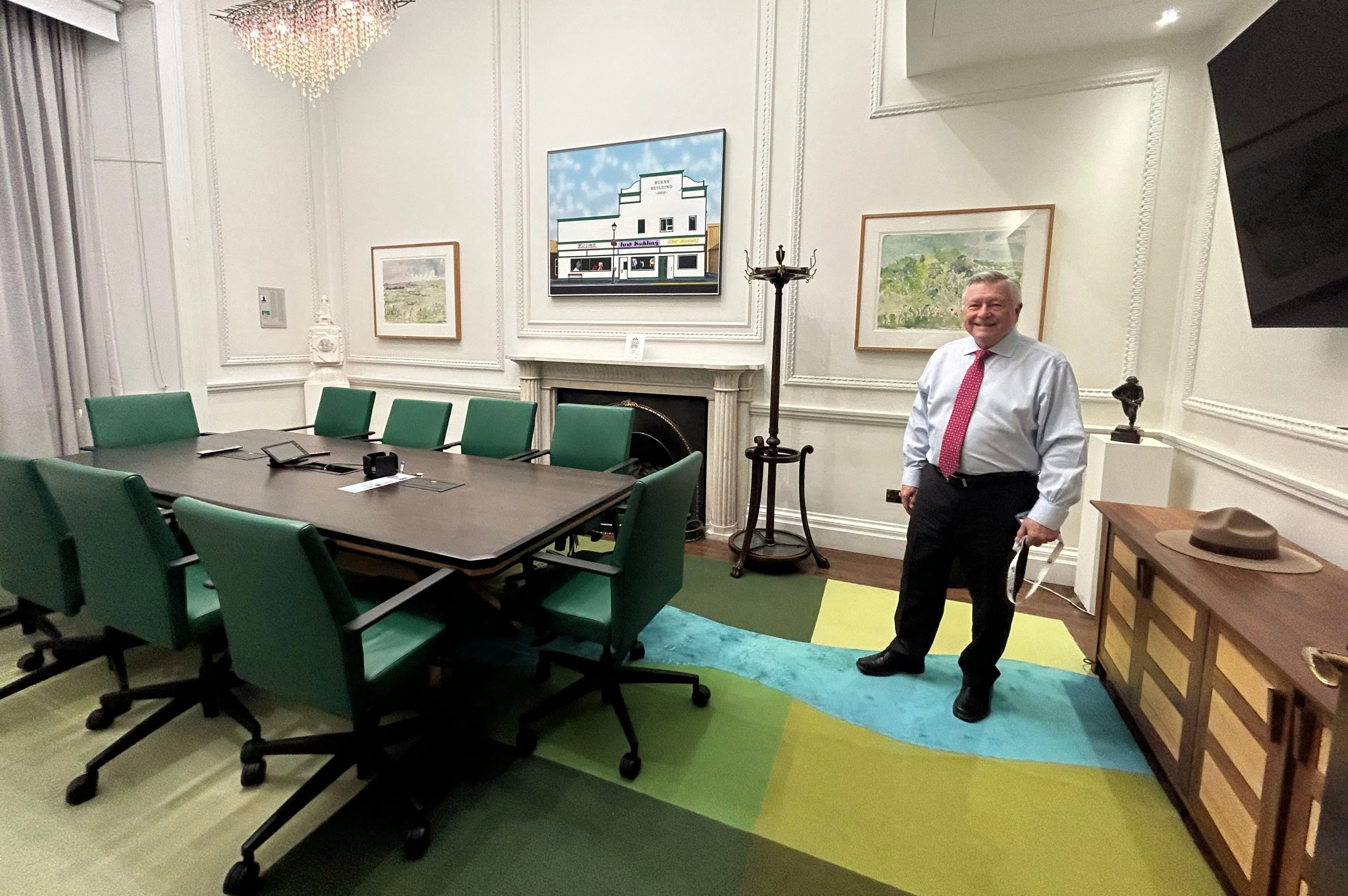 Inside Saskatchewan⁣ Room at Canada House