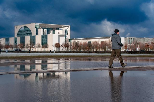 Charles Wright: Khan, Reeves and the London politics of Heathrow – OnLondon