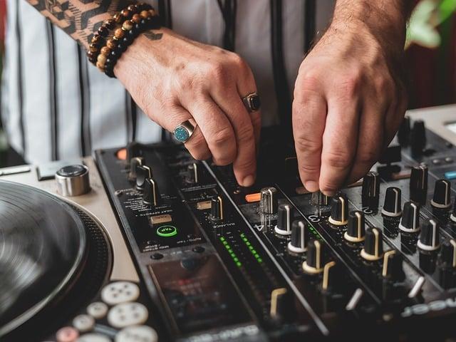 Guinness World Records to open London entertainment venue – Financial Times