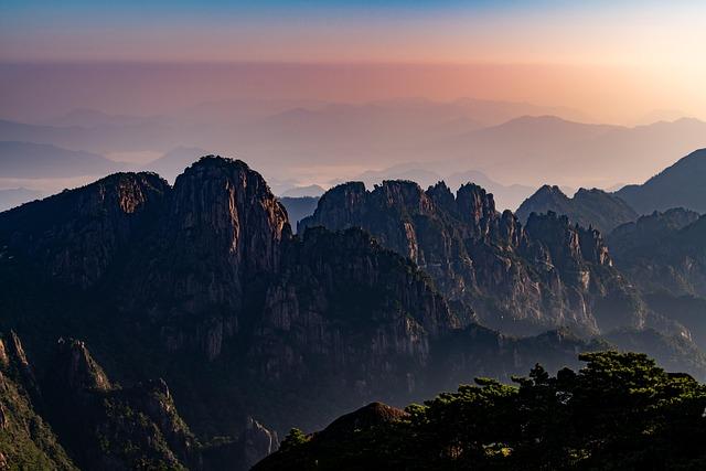 Opponents of China’s mega-embassy rally in London as approval deadline nears – cnn.com