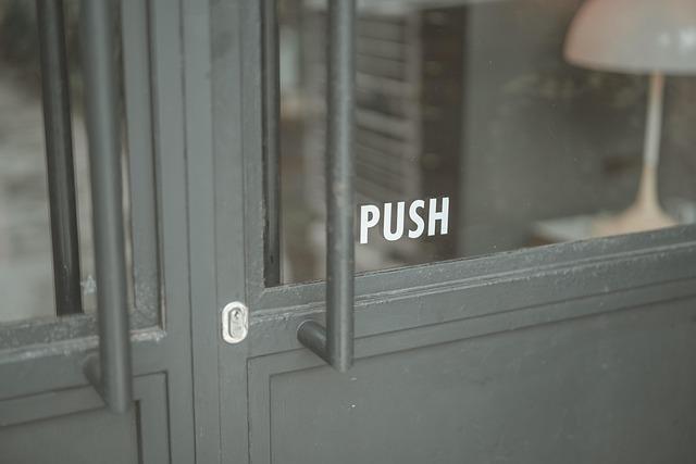 London felt safe to me – until two men with knives showed up on my doorstep – London Evening Standard