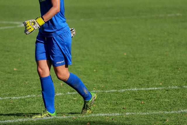 Brighton v London City Lionesses: Freya Godfrey stars as Eder Maestre picks up first WSL win – BBC