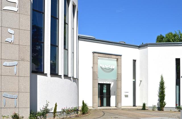 London Jewish community ambulances set ablaze in antisemitic attack, PM says – Reuters