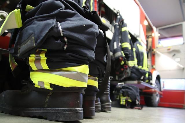 London Fire Brigade Boxing Club: ‘It’s a space where young people feel empowered’ – The Mirror