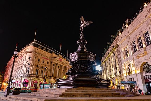 What’s London’s Oldest Statue? – Londonist