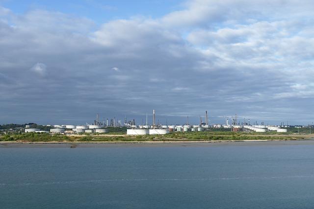 Putin’s war machine hit as Ukraine cripples Russian oil industry – London Business News