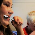 Rebecca Lucy Taylor is raising hell in ‘Teeth ‘n’ Smiles’ – London Theatre