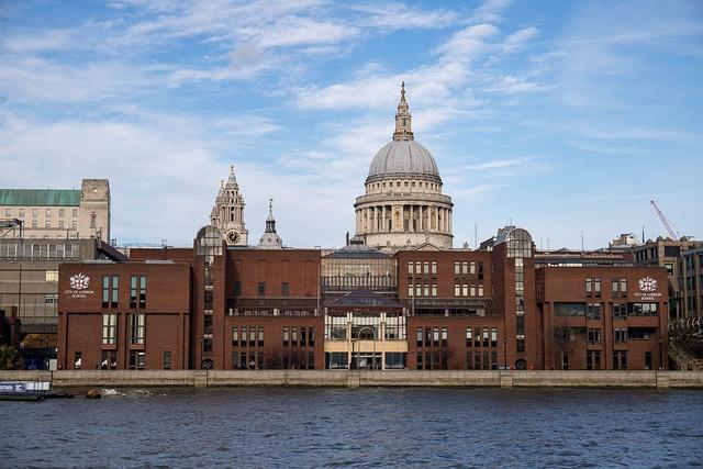 Detentions cancelled amid TikTok ‘school wars’ sweeping London – London Evening Standard