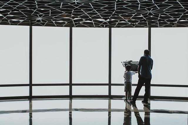 ‘I’m not in Dubai for money… I don’t want my kids growing up in England’ – BBC