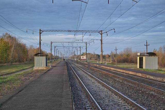 Ukraine strikes occupied Crimea railway lifeline stopping Russia’s military logistics – London Business News