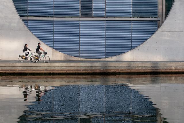 Thousands take part in London to Brighton charity bike ride – Yahoo Sports UK